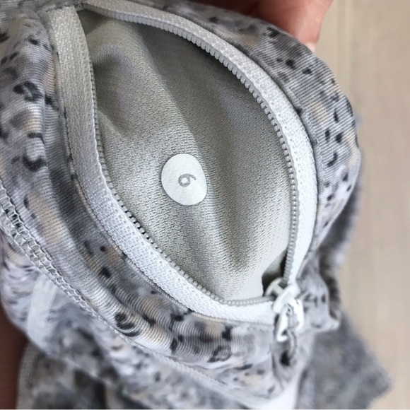 Lululemon run inspire crop 11 sz 6 - Picture 7 of 9